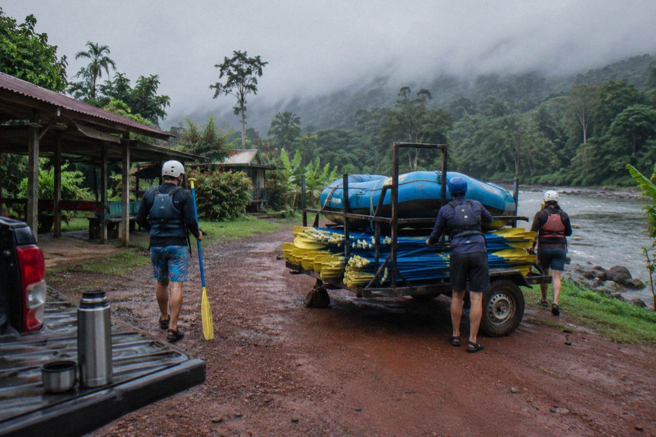 La Fortuna/Arenal: Rafting Class III & IV at Sarapiquí River